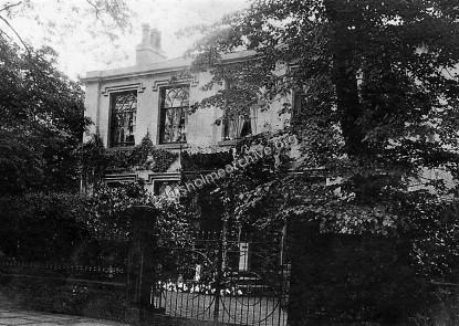 Platt House, photographed in 1908.